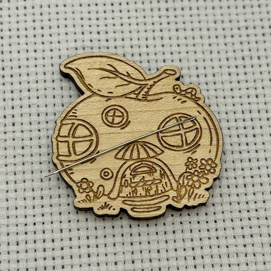 Apple House Needle Minder